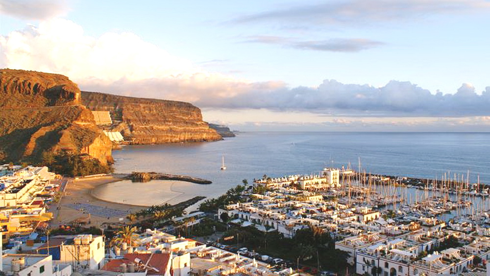 Beach of Playa de Puerto de Mogan